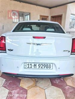 کرایسلەر 300